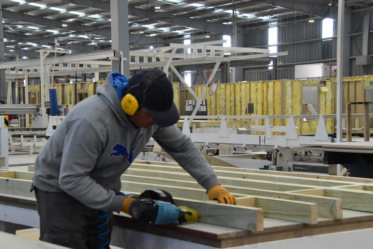 Producción industrial en Chile crece 1,5% interanual en septiembre por las manufacturas