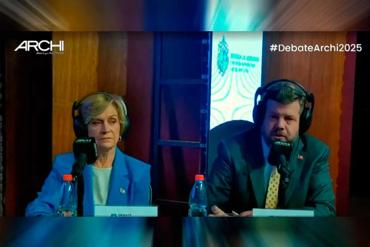 VIDEO| Kaiser reconoce que indultaría a Krassnoff durante debate ARCHI: 