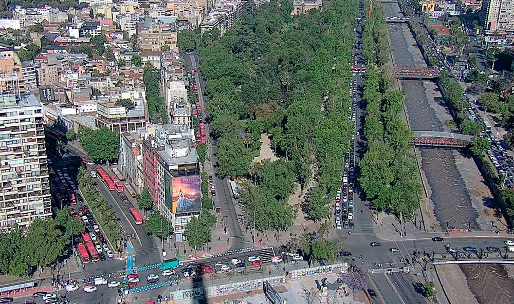 Cierre de campaña de Johannes Kaiser causa alta congestión en Santiago: Cortes de tránsito durarán hasta el jueves