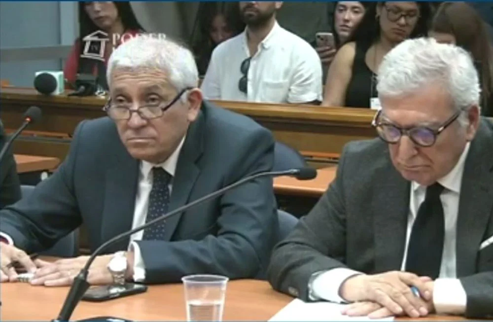 Culpable y en prisión preventiva: Exdirector PDI Héctor Espinosa arriesga 20 años de cárcel por corrupción