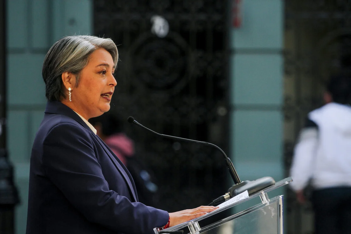 Jeannette Jara responde a ataques de José Antonio Kast y refuerza su llamado a una campaña sin descalificaciones