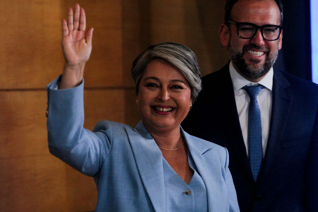 Arribo de senadores electos e incorporar a Tohá: Las proyecciones y cambios del comando de Jara de cara al balotaje