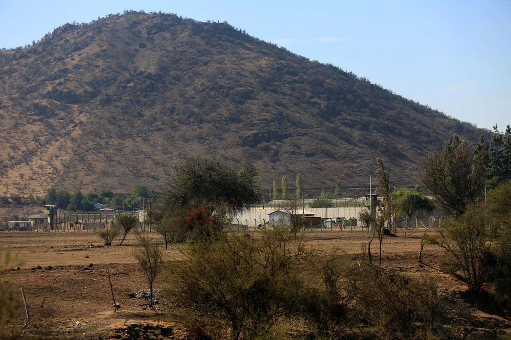 De 74 años y condenado por abuso de menores: El primer reo común que llega a la excárcel Punta Peuco