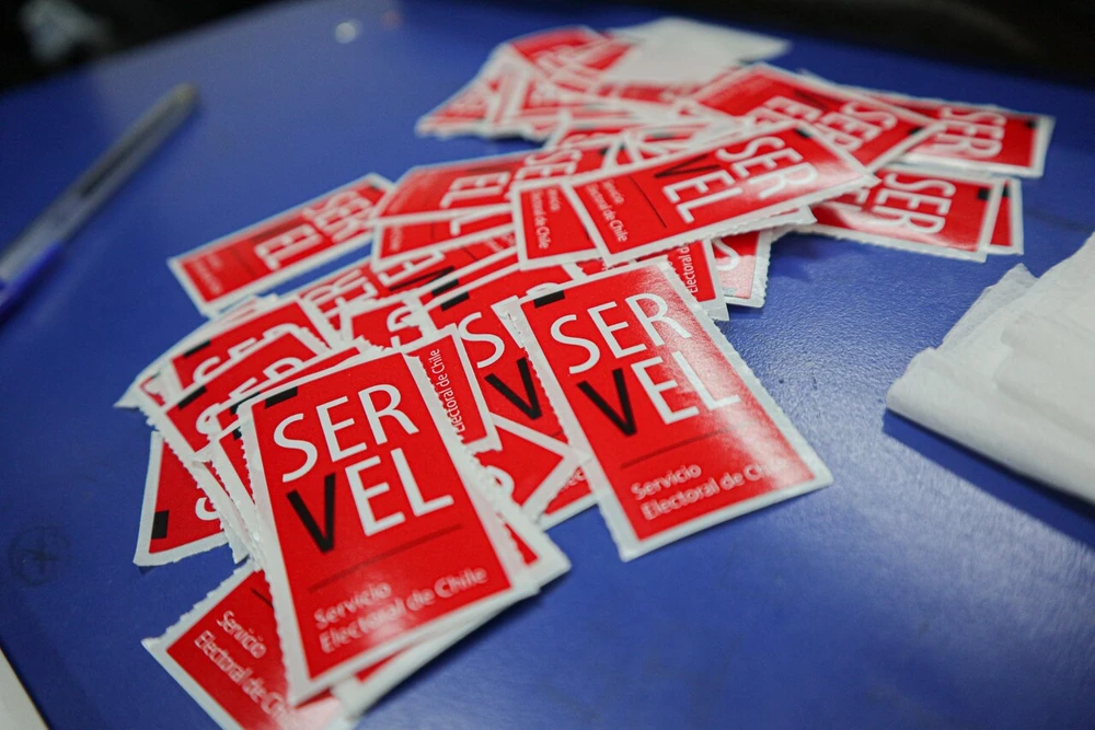 Llegó el momento: Chile acude a las urnas para buscar un nuevo gobierno y una renovación del Parlamento