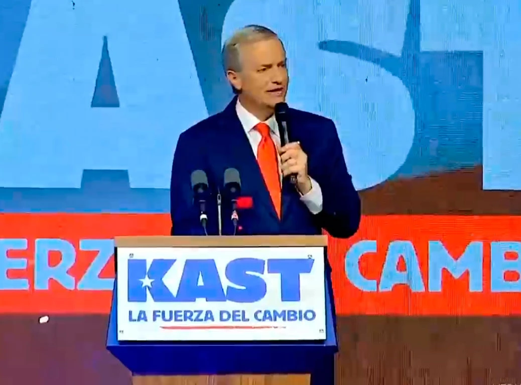 Kast tras avanzar a segunda vuelta: 