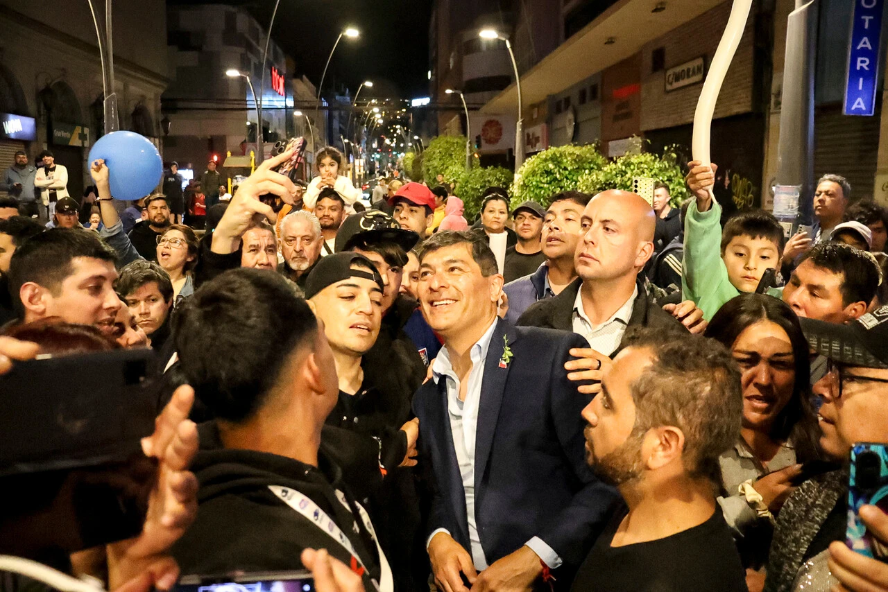 La fórmula Parisi: Capitalizó el voto obligatorio, apeló a la desafección política y respondió a necesidades directas