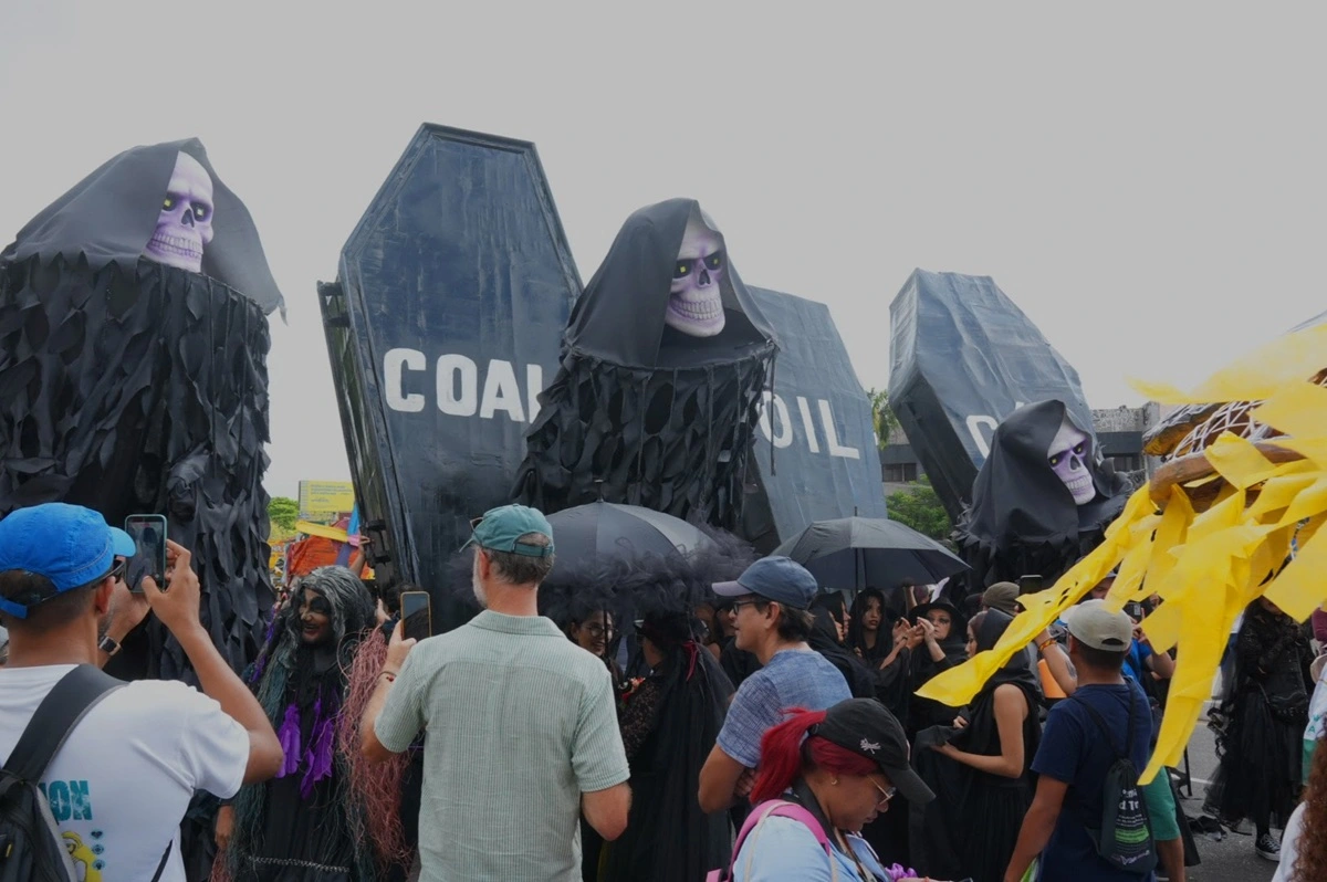 Lobistas del petróleo y el agronegocio permean la COP30 para imponer sus agendas en la discusión climática