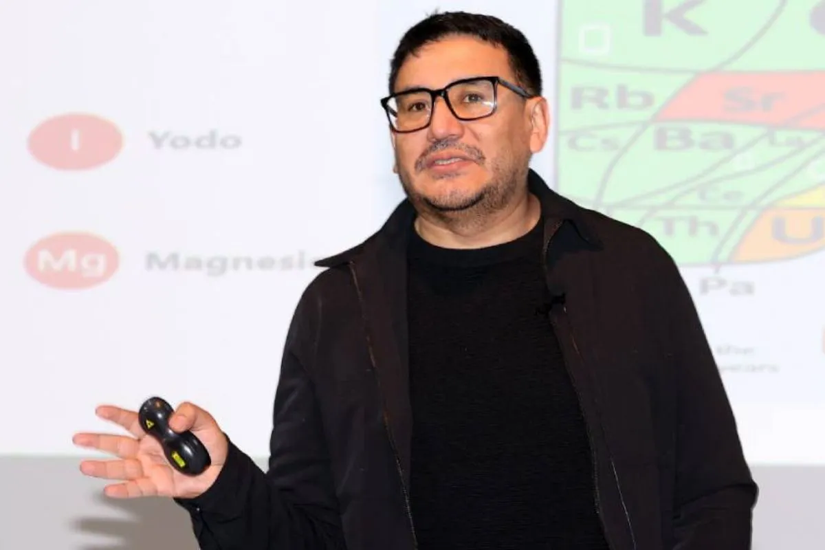 Dr. Fernando Alfaro.