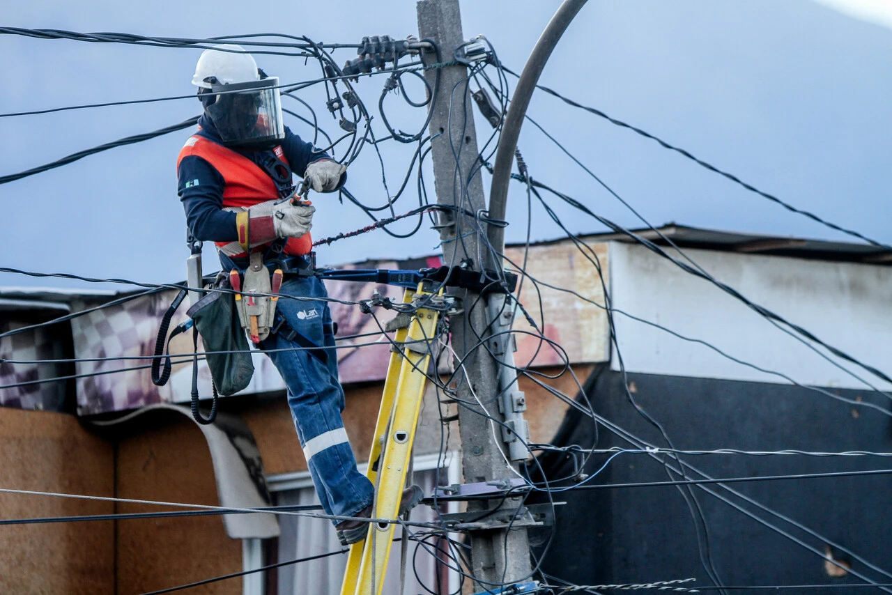 Cortes de luz este sábado 22 de noviembre: En Ñuñoa comenzará a las 00:00 horas