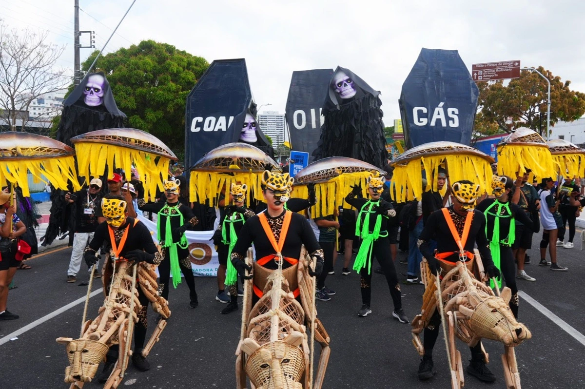 Chile y otros 23 países presionan para que la COP cierre con una hoja de ruta para abandonar los combustibles fósiles en el mundo