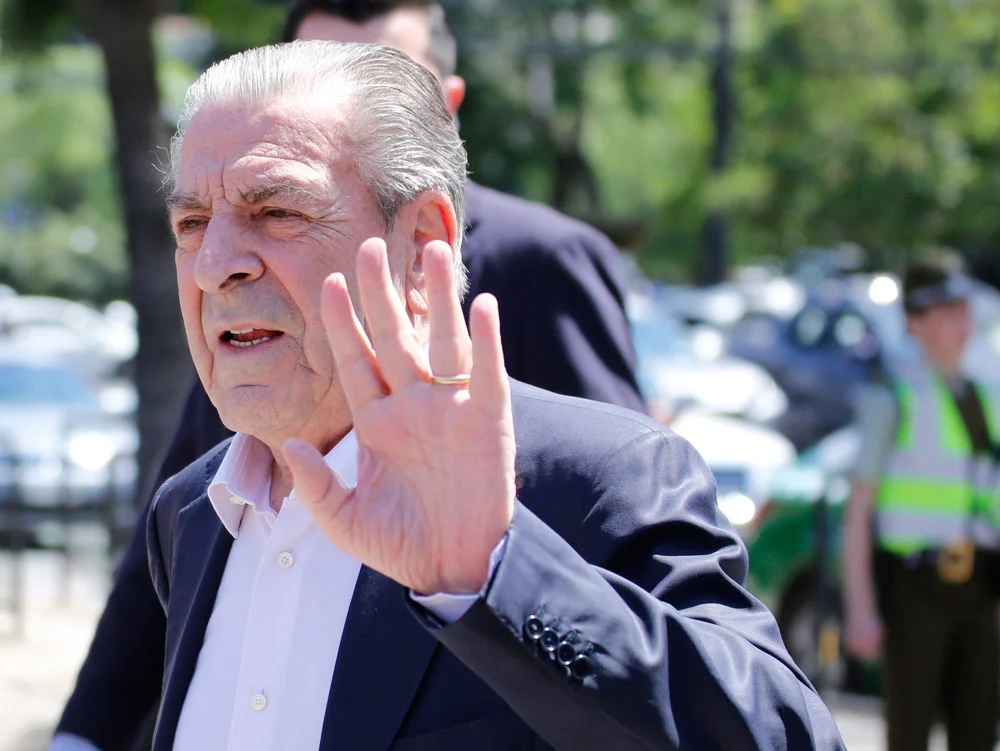 Militantes de la DC piden expulsar a expresidente Frei por reunión con Kast: La hora que Directiva Nacional decidirá