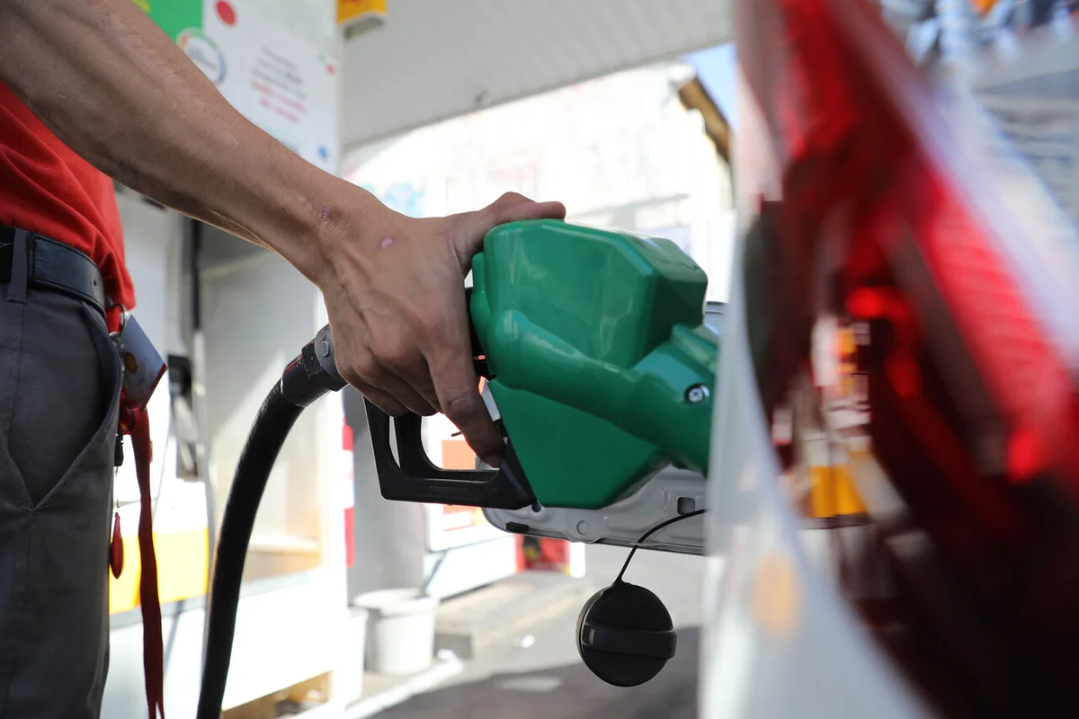Valor de los combustibles desde el jueves 27 de noviembre: Alza de la parafina por tercera vez en el mes