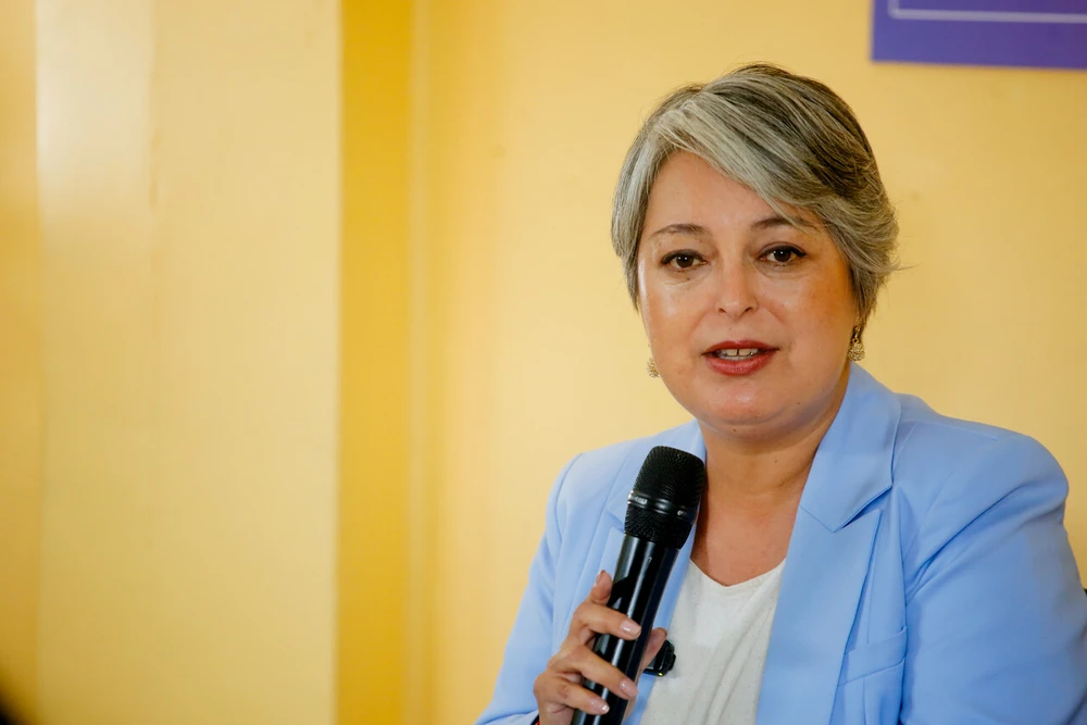 VIDEO| “¿No te parece irrespetuoso tu trato” y “por eso evades debates”: Tenso encuentro de Jara con Kast