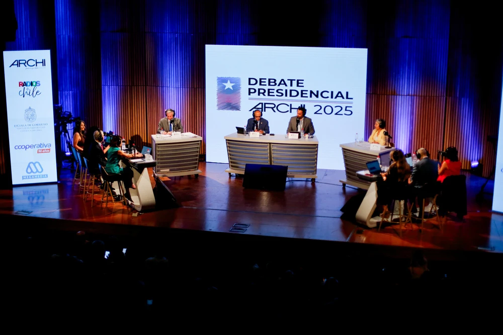 Debate Archi marcado otra vez por confrontaciones y acusaciones: Quiroz y Araya  provocan choques entre Jara y Kast