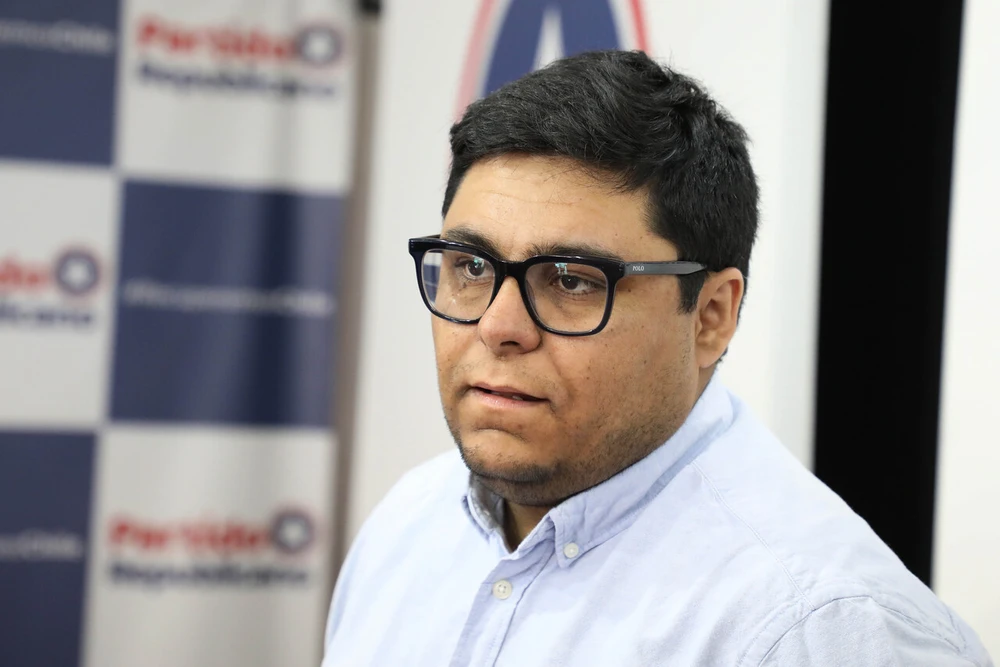 VIDEO| “¿Incluso a violadores de niños?”: Vicepresidente del Partido Republicano de Kast abre la puerta a conmutar penas