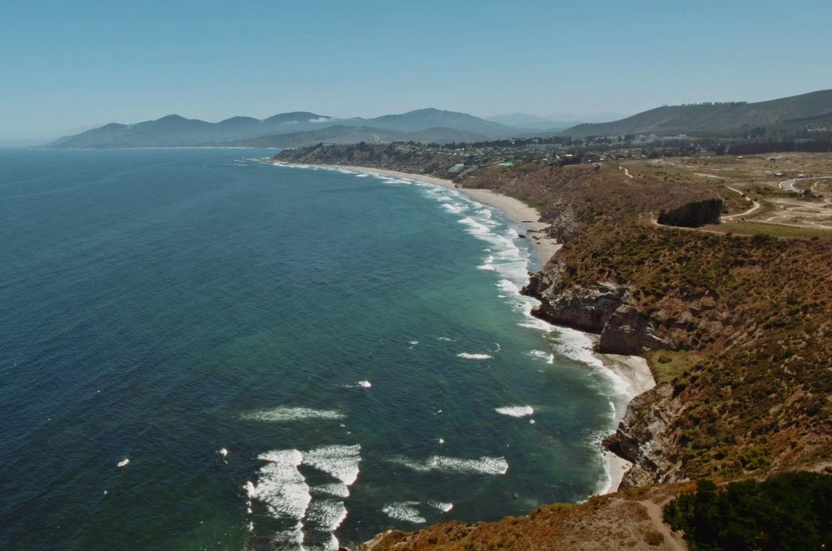 Serie documental relata testimonios de la presión inmobiliaria en Puchuncaví y la disputa ante un nuevo mega proyecto