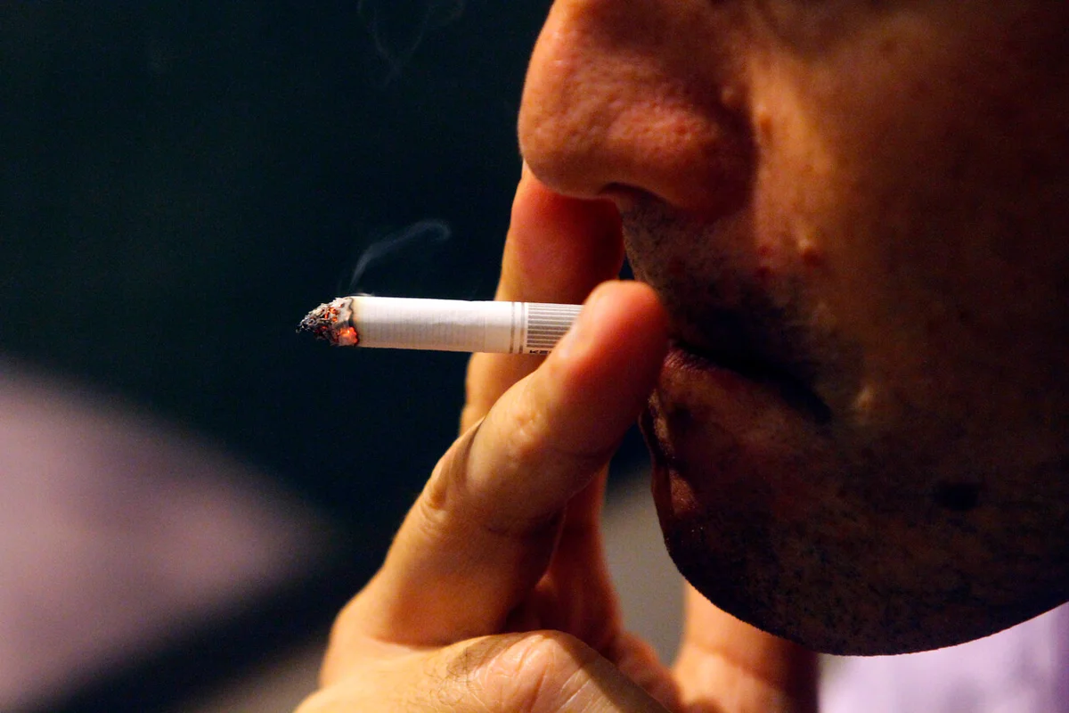 Chile uno de los países más fumadores de América Latina: 52 personas al día fallecen por consumo de tabaco