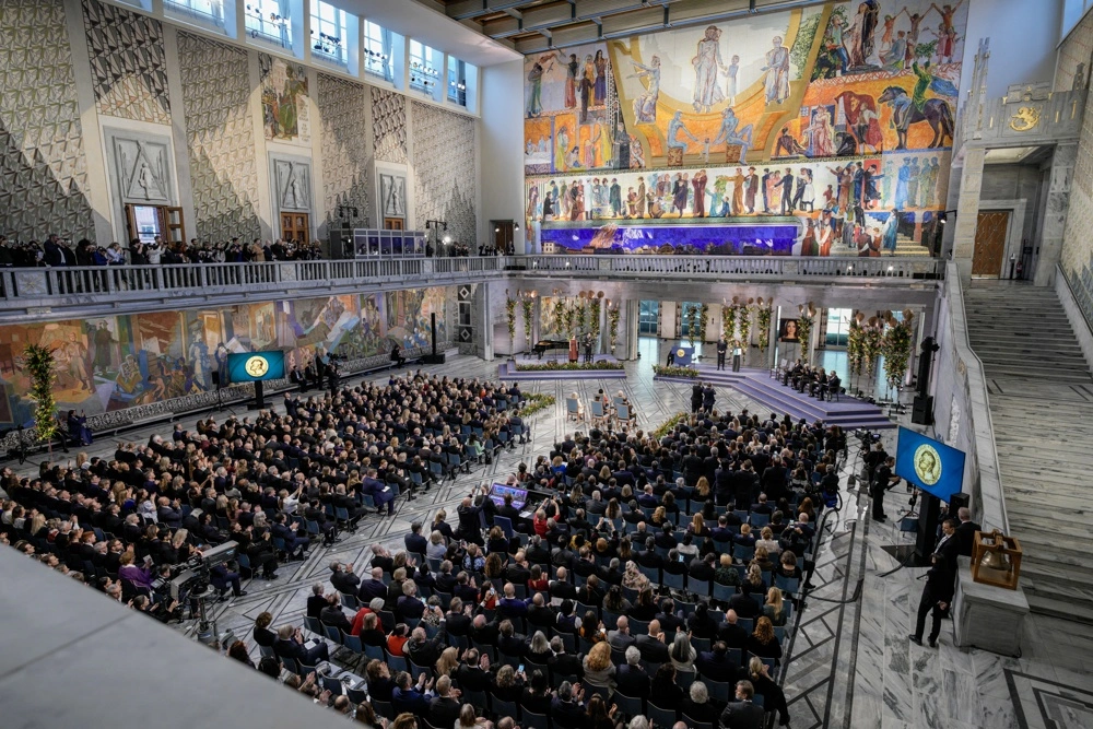 Comité del Premio Nobel insta a Maduro a dimitir en Venezuela y María Corina Machado no asiste a ceremonia