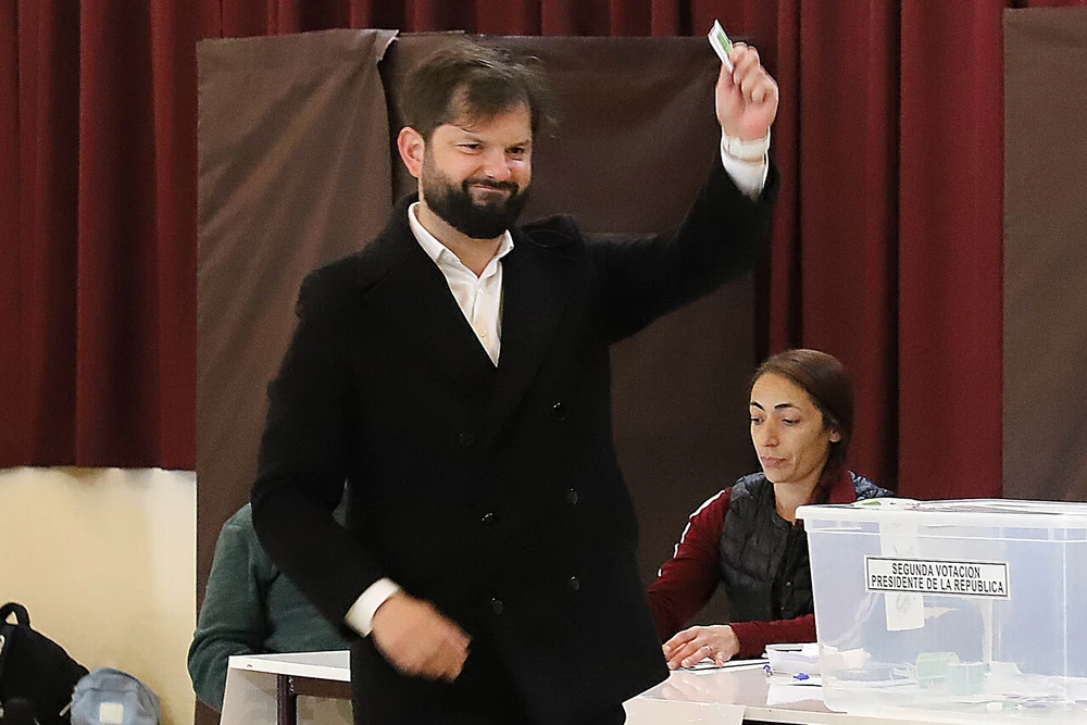 VIDEO| Presidente Boric tras votar en Punta Arenas: 