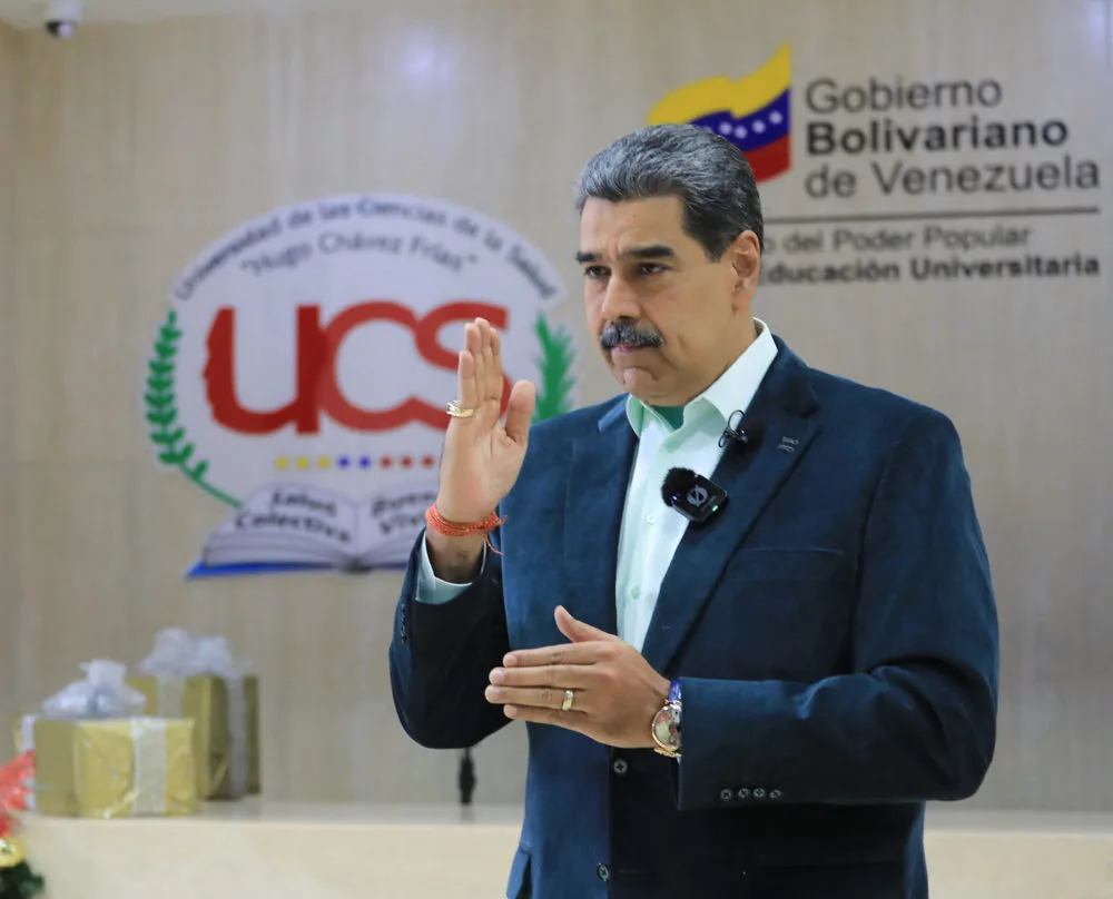 Maduro lanza amenaza a Kast por conflicto con migrantes: “Usted podrá ser pinochetista convicto y confeso…”