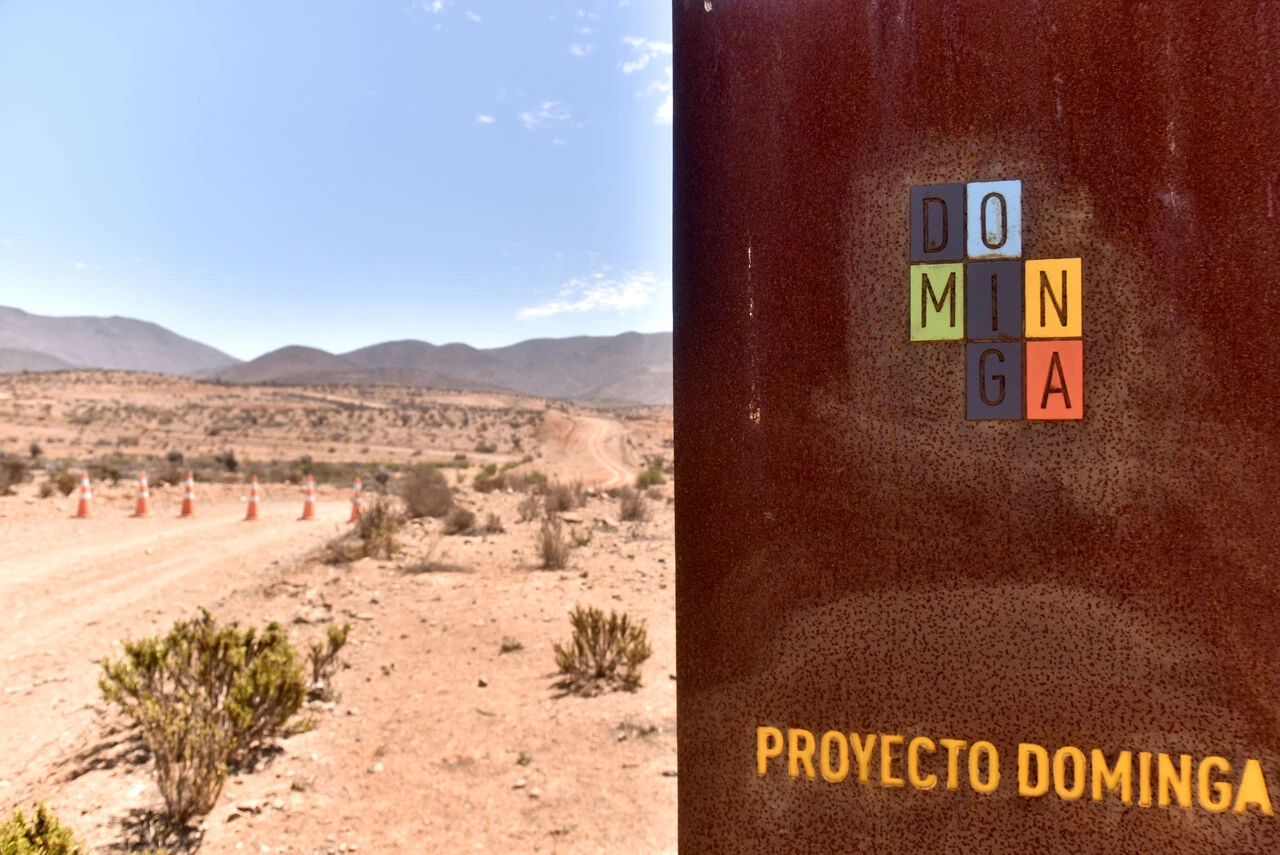 Caso Dominga vinculado con arista muñeca bielorrusa: Parlamentarios denuncian en Fiscalía presunto cohecho y otros delitos