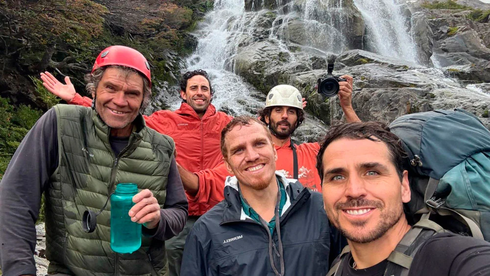 La denuncia penal de la Conaf contra productora de Pangal Andrade por supuesto delito durante grabación de “El Clan”