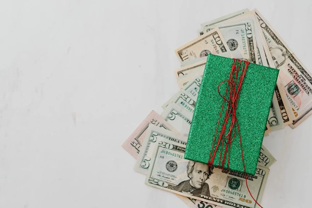 Aguinaldo en Chile: qué es, cuándo es obligatorio y cómo impacta en las organizaciones