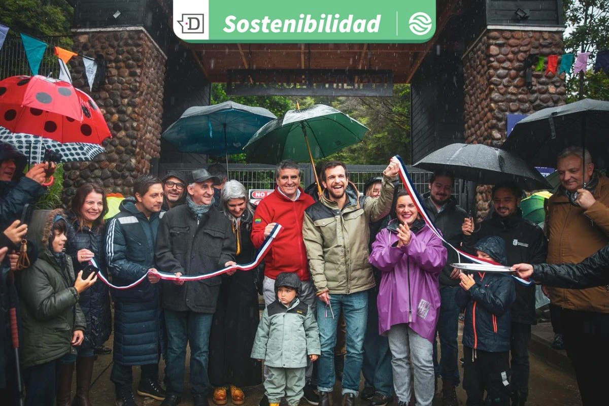 Espacio natural y patrimonial: Cerro Philippi en Puerto Varas reabrió sus puertas como parque urbano renovado y accesible