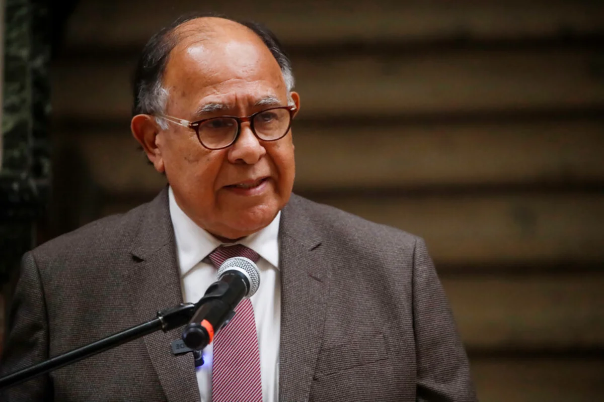 Diego Simpertigue, ministro de la Corte Suprema, es destituido por 