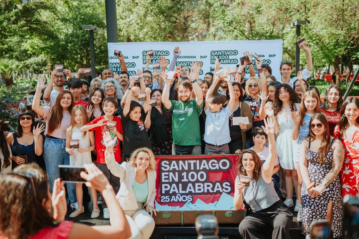 Abren convocatoria de la edición aniversario de Santiago en 100 Palabras: Cómo participar y hasta cuándo enviar tu cuento