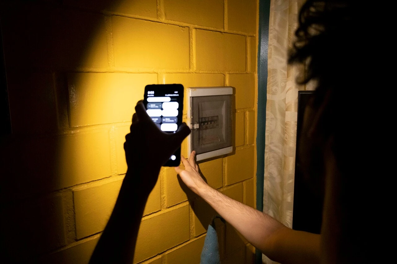 Cortes de luz en Santiago programados para hoy lunes 5 de enero: Las 7 comunas que serán afectadas