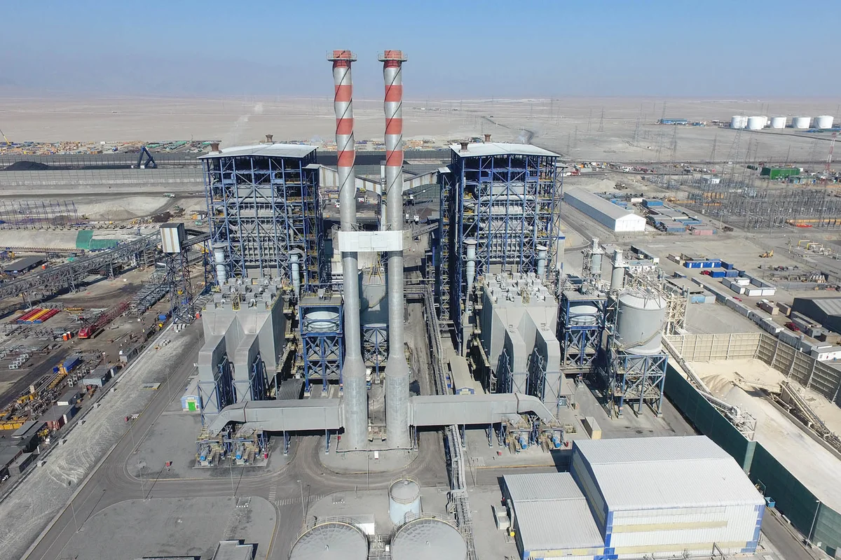 Mejillones marca hito descarbonización con cierre de 3 plantas: Chile reduce a 50% centrales que operan a carbón