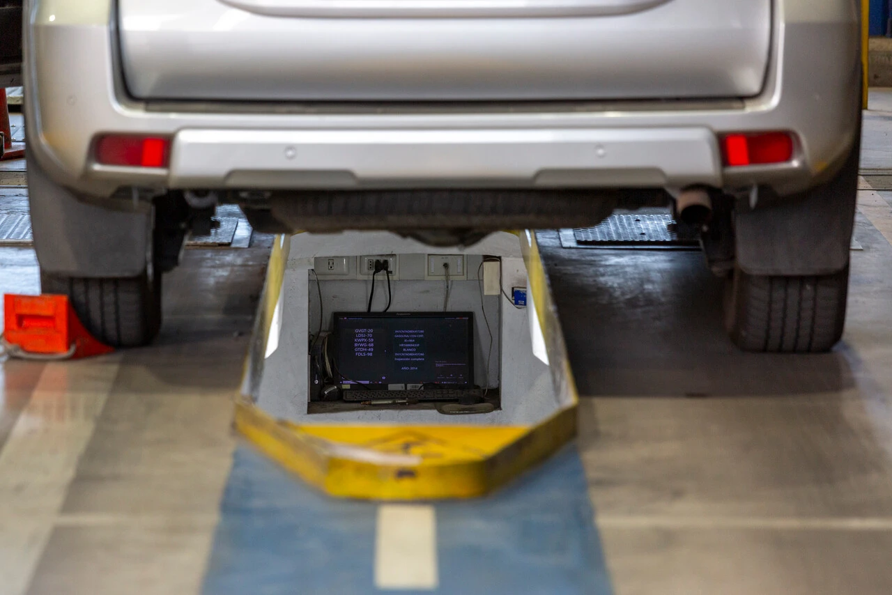 Sernac emite alerta de seguridad por vehículo Ford: Reparación de falla anterior provocaría riesgo de accidente