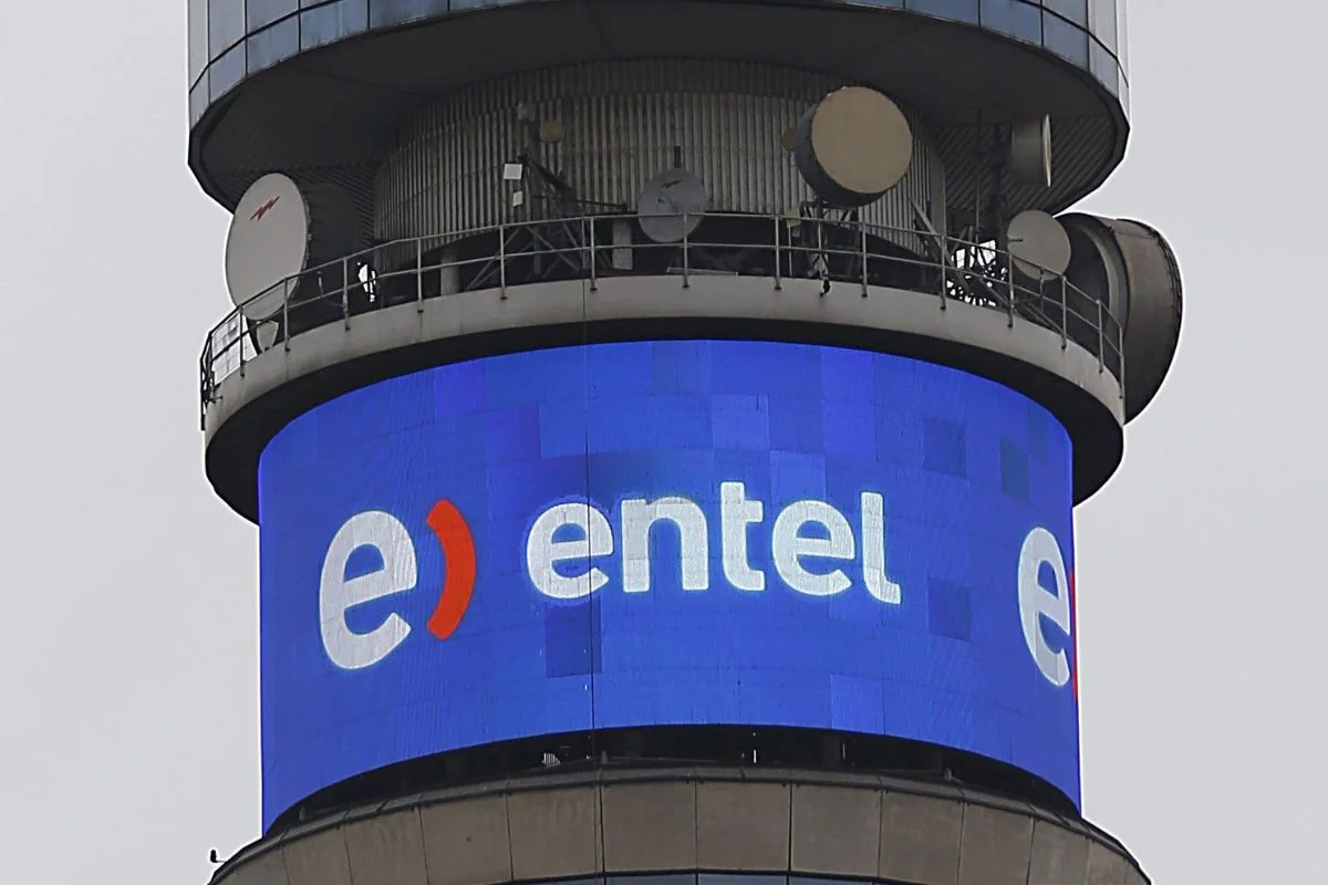 Entel compensará a más de 2,6 millones de clientes con $8 mil millones en total: Cuánto y cómo recibirán el pago