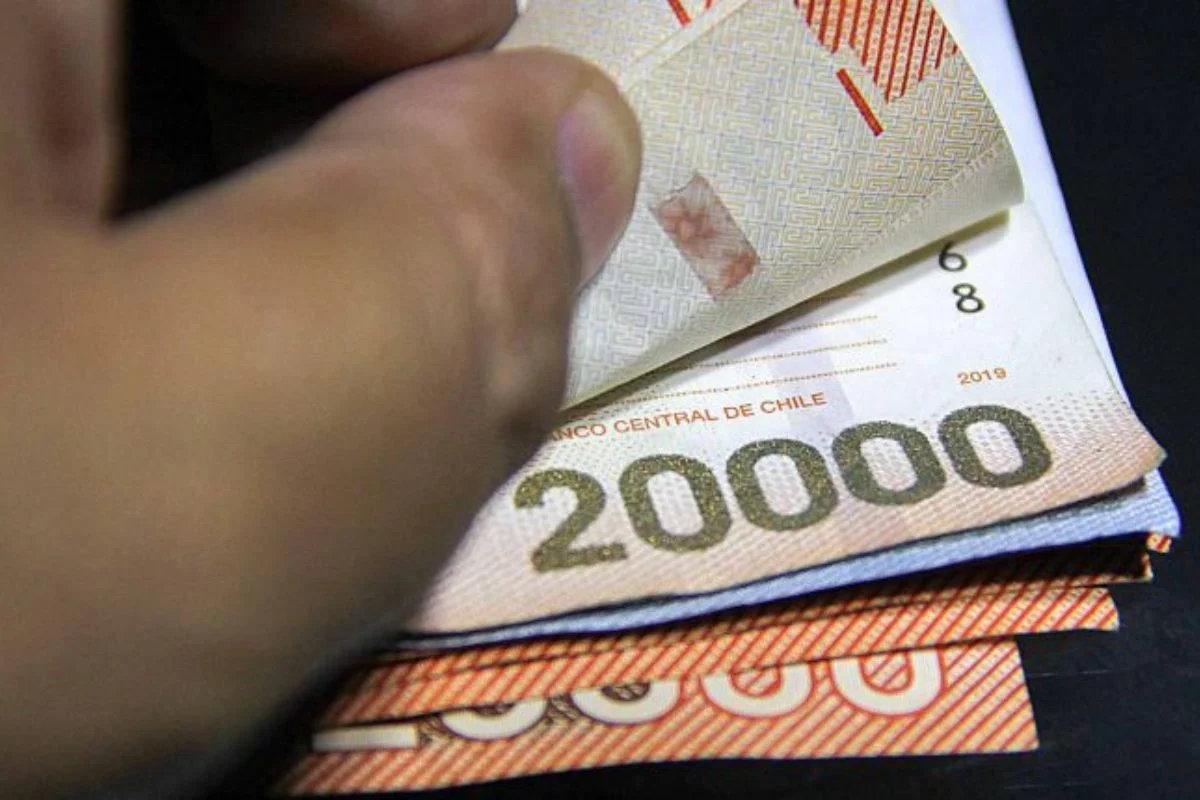 Salario mínimo en Chile se mantiene entre los más altos de Latinoamérica mientras la región enfrenta fuertes disparidades