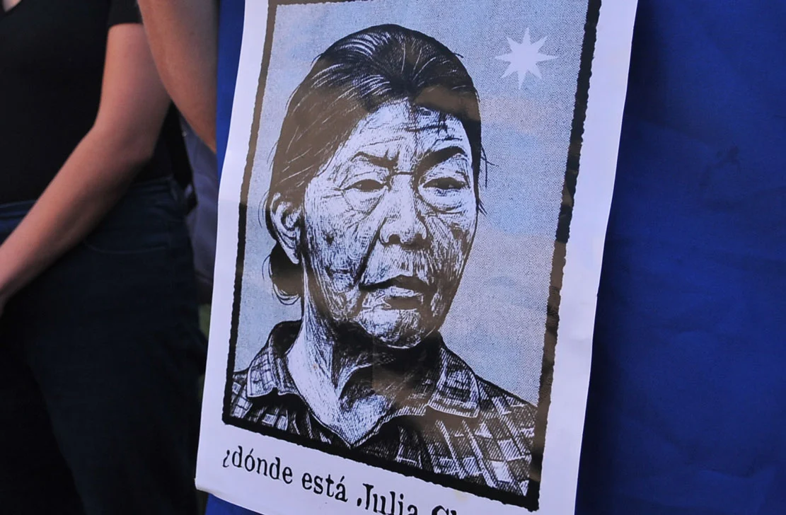 Caso Julia Chuñil: Detienen a tres de sus hijos y un exyerno acusados por su desaparición y muerte