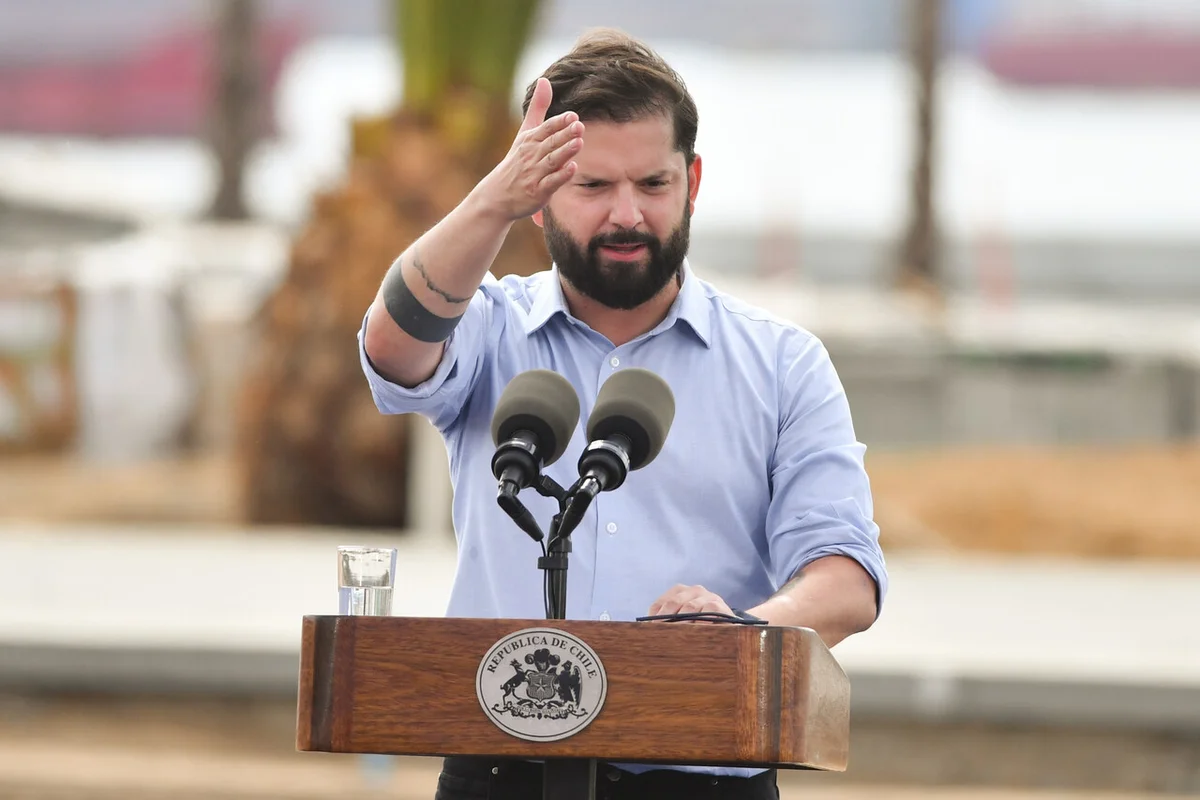 Presidente Boric ordena investigación para restituir pago de PGU a adultos mayores que les fue suspendida por error