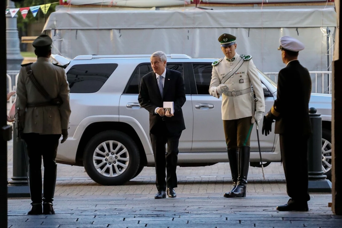 Tras el cruce de declaraciones: Presidente Gabriel Boric vuelve a recibir a Kast en La Moneda