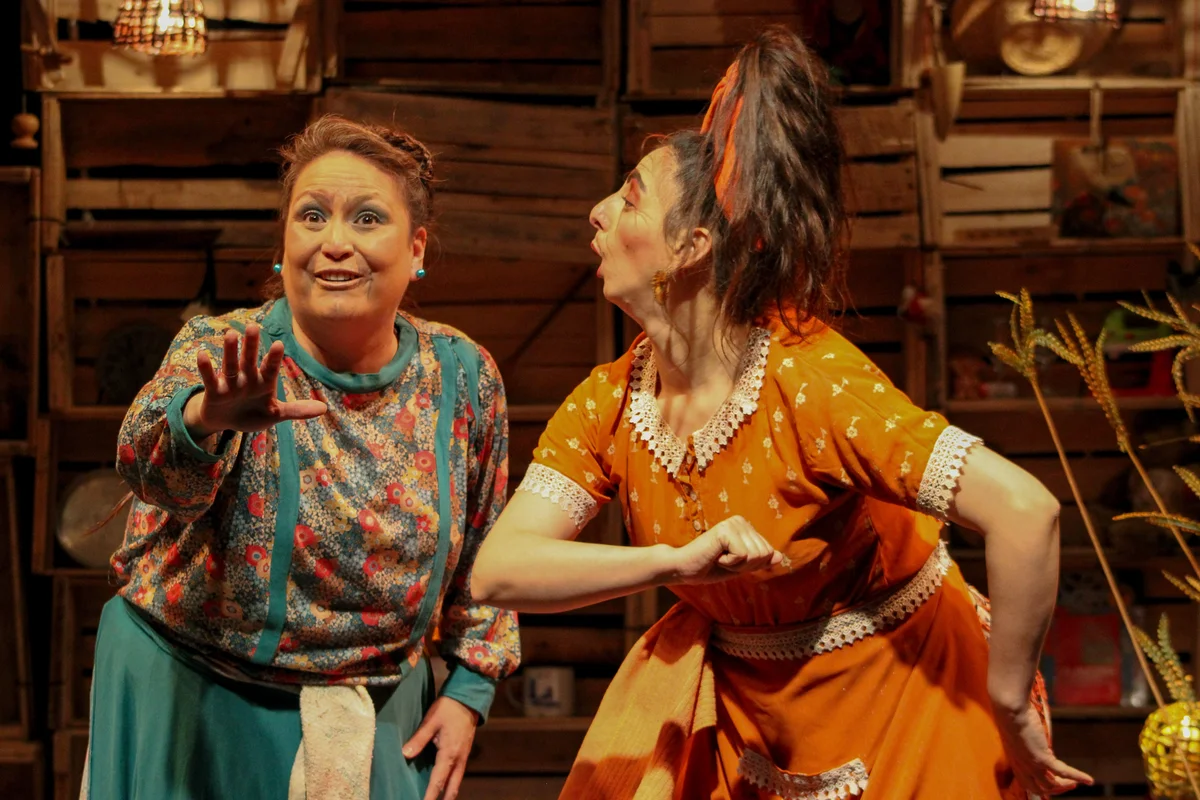 Providencia celebra gratis el teatro familiar con 3 obras chilenas clásicas: Cabritas y algodón de azúcar para asistentes