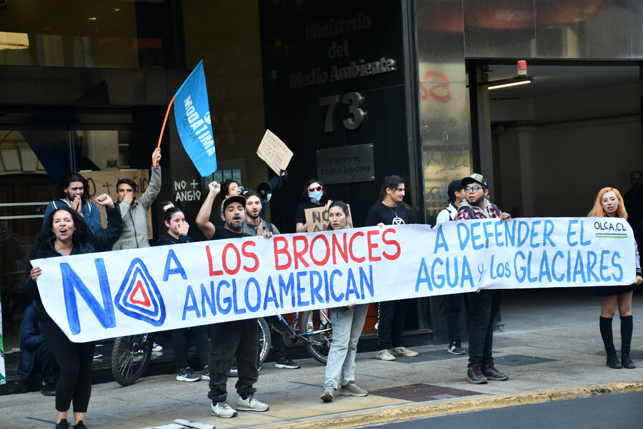 Manifestación contra Los Bronces (Agencia Uno)