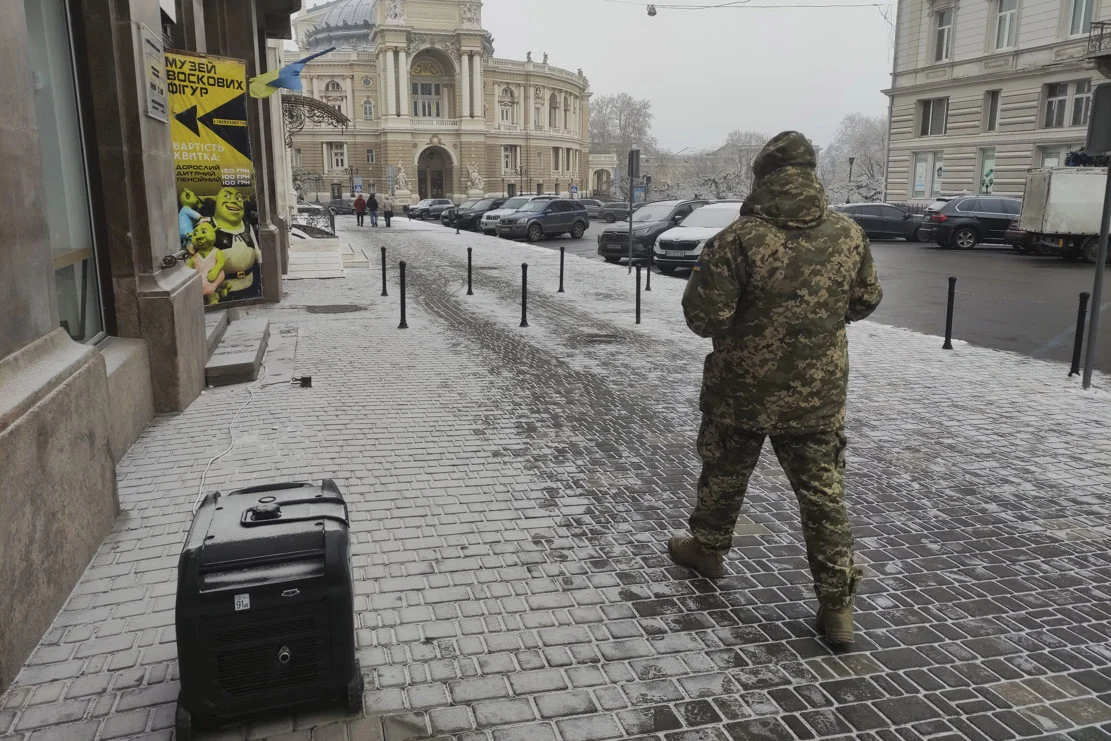 Rusia lanza ataque masivo contra empresas del sector energético de Ucrania: Dejan sin calefacción en días con -12°C