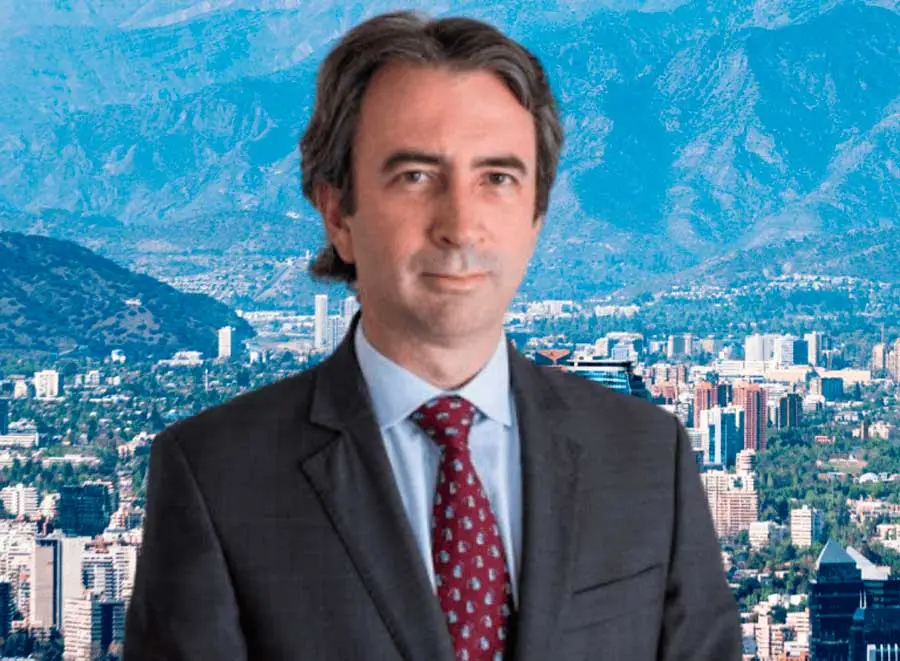 Minera Los Andes Copper se adelanta al anuncio de Kast y confirma al ministro de Minería: Acusan eventual conflicto de interés