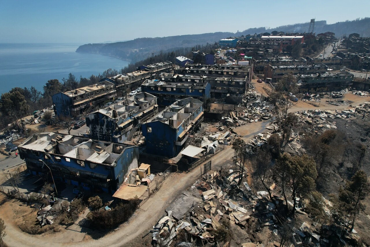 “Nos enluta como país”: Presidente Boric declara Duelo Nacional debido a las 21 víctimas fatales de los incendios forestales