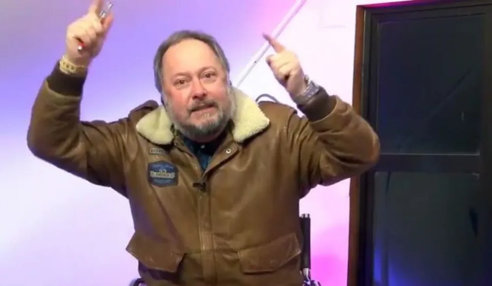 Pedro Pool evita juicio por amenazas tras pedir disculpas públicas en tribunal de Osorno