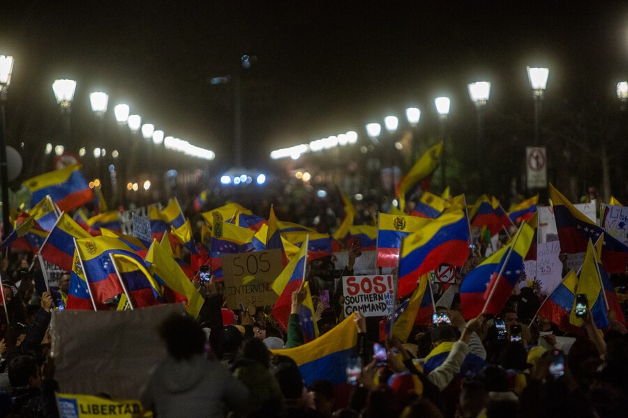 Alertan por uso de crisis venezolana en municipales de Chile: 