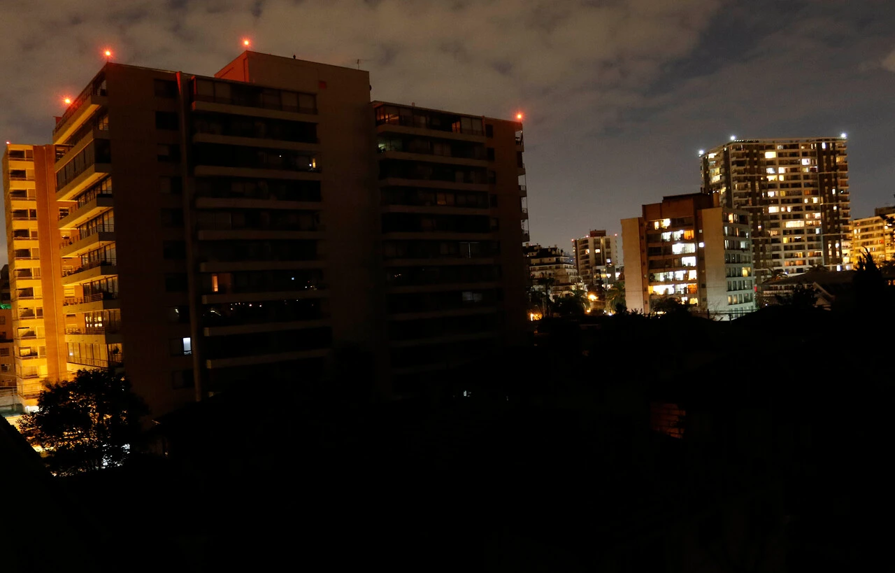 Cortes de luz en Santiago para este sábado 28 de febrero: Las comunas que se verán afectadas este fin de mes