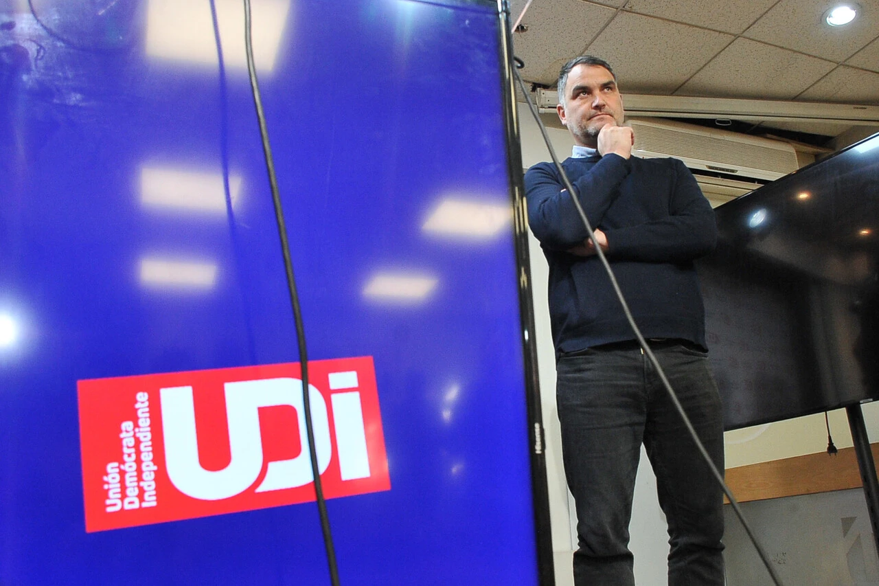 Javier Macaya no se inhabilitó y votó a favor de proyecto que sacaría a su padre de la cárcel: Su sufragio lo aprobó