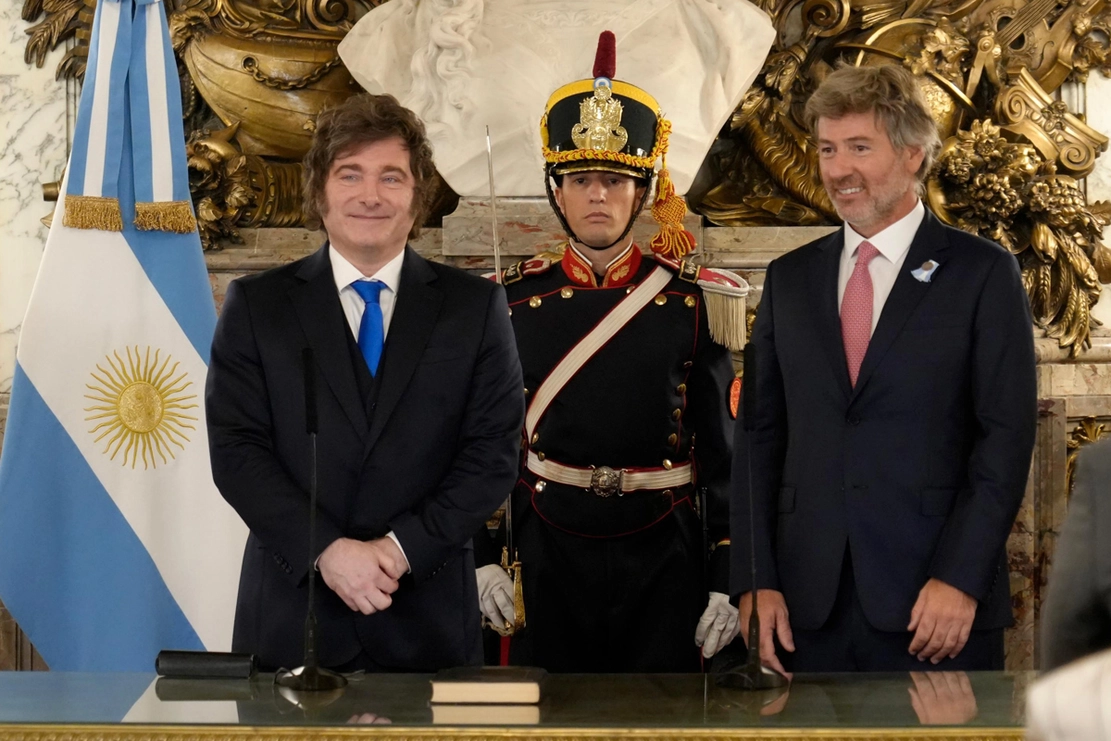 Milei promulga la reforma laboral en Argentina pese a impugnaciones sindicales por inconstitucionalidad