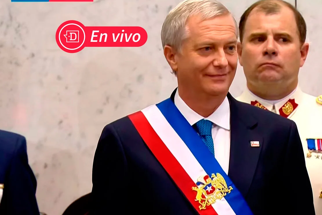 MINUTO A MINUTO: José Antonio Kast jura como Presidente de la República y recibe el poder de manos de Gabriel Boric