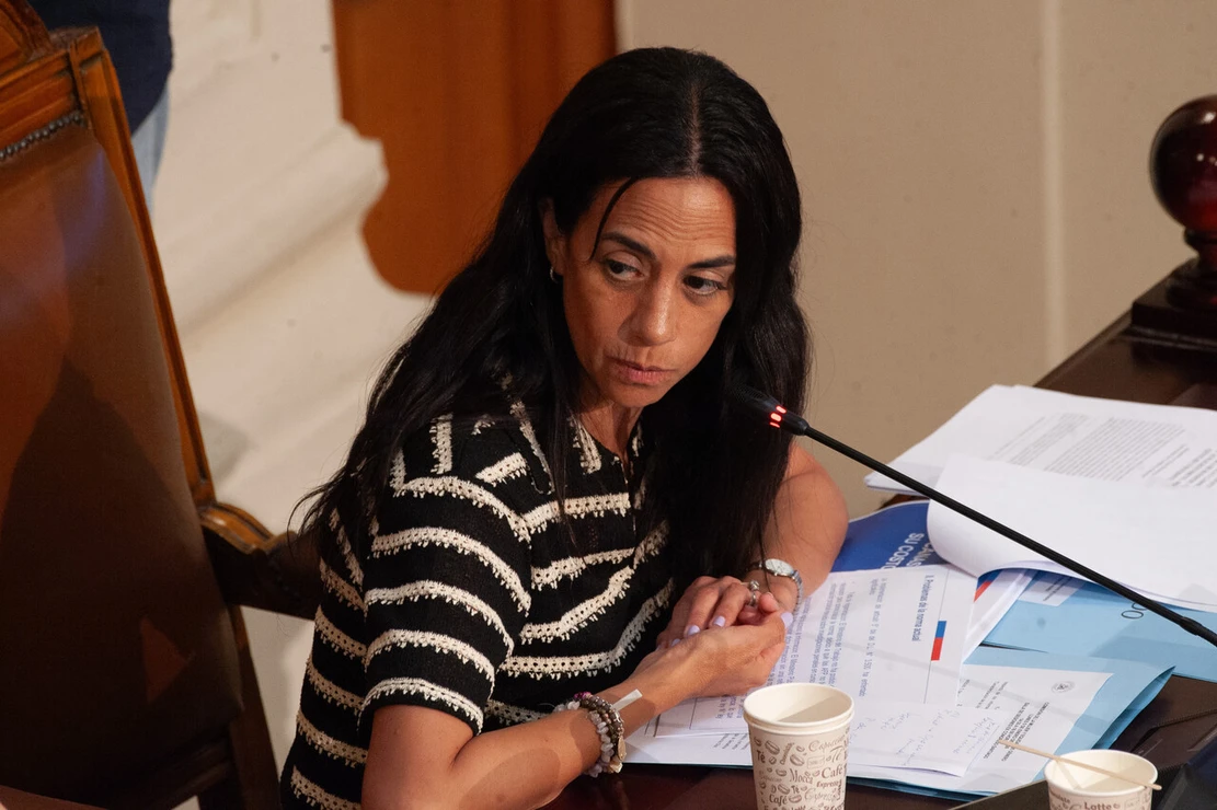 Presidenta del Senado le raya la cancha a Kast por firma de decretos: “Proyecto Sala Cuna no puede esperar”